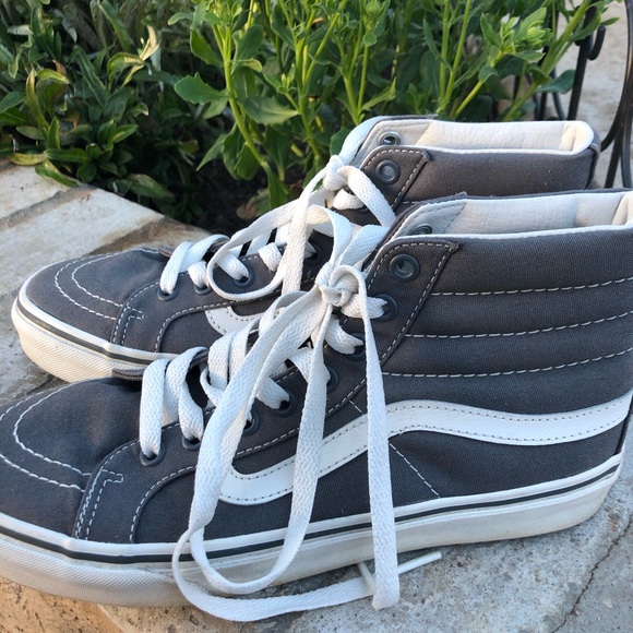 Vans - Picture 2 of 3